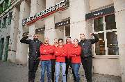 Mail Boxes Etc. - Center MBE 3353 - Das Team von Mail Boxes Etc. besteht aus engagierten und erfahrenen Experten, die sich darauf konzentrieren, Ihnen den bestmöglichen Service zu bieten. Wir sind stolz darauf, ein professionelles und freundliches Team zu