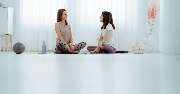 Mamagold | Pilates für Schwangere & Mamas - Mamagold - dein Pilates Studio für Pilates in der Schwangerschaft, Yoga in der Schwangerschaft, Postnatal Pilates, Pilates für Mamas, Klassische Pilateskurse, sowie Personal Training in Stuttgart. 

Isabel und V
