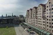Maritim Hotel Dresden - Außenansicht des Maritim Hotels Dresden: Prächtiges Gebäude an der Elbe, verbindet historische Architektur mit modernem Komfort, ideal gelegen für Tagungen und Events.