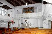 Martin-Luther-Kirche Alsdorf - Evangelische Christusgemeinde - Der Innenraum der Kirche.