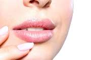 MATAMAHA Germany GmbH - Schöne sinnlich geformte Lippen unterstreichen jedes Lächeln. Dank Hyaluronsäure wird der Traum von vollen Lippen war!