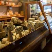 Maître Philippe & Filles - Französische Feinkost und Weine aus Portugal - Maître Philippe & Filles Käsetheke