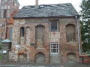 Meisterbetrieb Beutin GbR - Elendhaus Pasewalk vor Sanierung.JPG