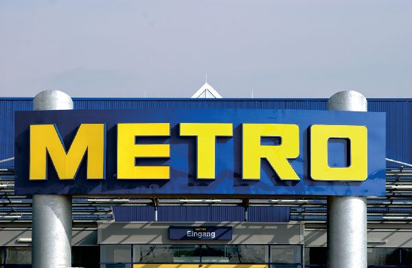 METRO Schönefeld - GALLERY