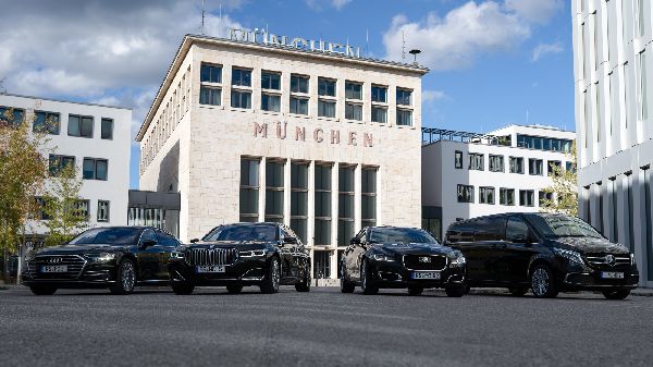 Metropole Chauffeurs - GALLERY