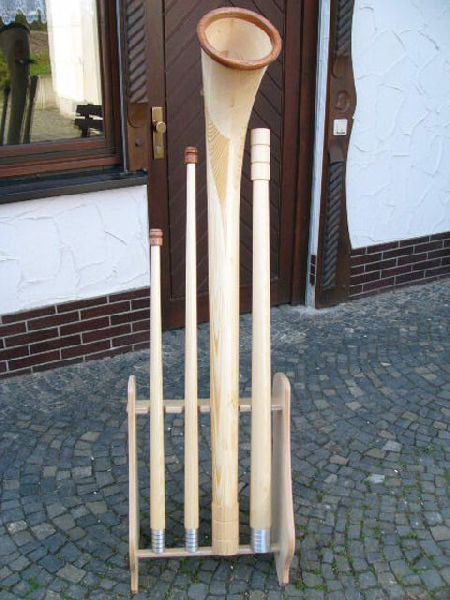 Mike Müller Holz Technik HTM - Rustikale Alphörner