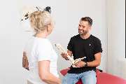 Mittelpunkt Mensch - Praxis für Krankengymnastik, Ergotherapie & Logopädie - Mittelpunkt Mensch - Praxis für Krankengymnastik, Ergotherapie & Logopädie