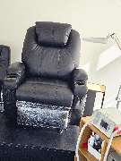 MOÈ Nails & Beauty - MOÈ Nails & Beauty Komfortabler Sessel in Augsburg für entspannte Beauty-Behandlungen.