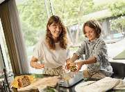 Morgengold Frühstücksdienste Region Stuttgart - Morgengold bringt frische Brötchen direkt an die Haustür – in zahlreichen Städten und Regionen in Deutschland und Österreich. Ob werktags, an Sonntagen oder an Feiertagen, unser zuverlässiger Brötchenliefers