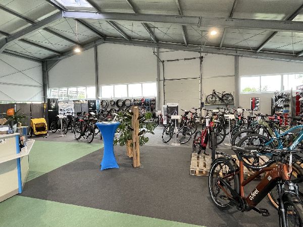 MR-CYCLE e-BIKES - GALLERY