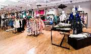 MUECKE. Regensburg - MUECKE Regenburg im KÖWE Einkaufszentrum Damenmode