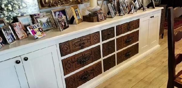 Münz-Massiv-Möbel - GALLERY