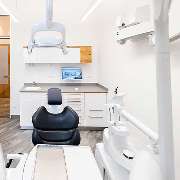 Mundhandwerk - Die Praxis für Zahngesundheit und Implantologe - GALLERY