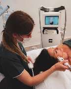 My Perfect Face | kosmetisches Fachinstitut - LPG Endermologie 

Wenn Sie unter schlaffer Haut, unschönen Dellen und Fettpolstern oder Dehnungsstreifen leiden, dann können Sie diese bei uns mit der LPG Endermologie behandeln lassen. Die LPG Endermologie i