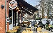 New City Smash - Burger Restaurant - New City Smash - Außenbereich