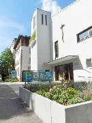 Nord-Ost Kirche - Evangelische Personalkirchengemeinde Nord-Ost Frankfurt/Main - Die Nord-Ost-Gemeinde ist ein Ort, an dem wir mit unseren Seelen auftanken können. Wir glauben, dass eine Begegnung mit Gott möglich ist. Menschen stärken uns dabei.
Die Nord