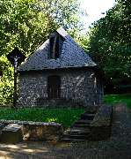 Not-Gottes-Kapelle Bensheim-Auerbach - Evangelische Kirchengemeinde Bensheim-Auerbach - Die Grafen von Katzenelnbogen errichteten auf ihren Ländereien neben mehrere Burgen die Auerbacher Bergkirche und etwa zur gleichen Zeit die Not-Gottes-Kapelle. In ein