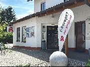 Oberlinder Apotheke - Aussenansicht der Oberlinder Apotheke