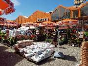 OBI Markt Freiburg Nord - Eingangsbereich