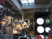 OBI Markt Stuttgart-Westbahnhof - Ein Teil unserer Leuchtenabteilung.