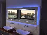 olaf stühm manufaktur Tischlerei - Spiegel mit integriertem LED Licht schafft in Ihrem Bad die richtige Atmosphäre