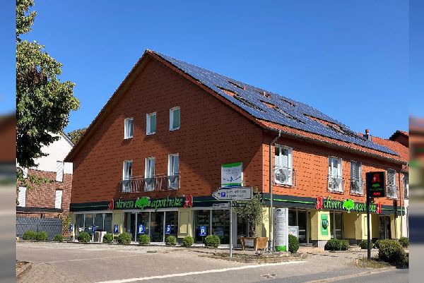 Oliven Apotheke - Aussenansicht der Oliven Apothek …