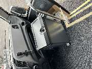 Omnibusreisedienst Thomas Jädicke - Kühlbox Armaturenbrett rechts.jpg