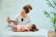 Osteopathie Wiebke Gebauer - Osteopathie, Kinderosteopathie & Sportosteopathie in Köln - Säuglings- & Kinderosteopathie