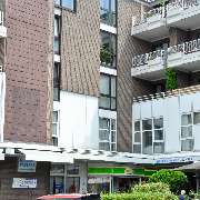 Papyrus Köln | Büro-, Bastelbedarf & Schreibwaren - Außenanasicht I Papyrus Köln