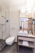 Park Inn by Radisson Gottingen - Guest room bathroom