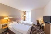 Park Inn by Radisson Gottingen - Standard Room with twin beds