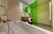 Park Inn by Radisson Neumarkt - Guest Bathroom