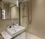 Park Plaza Nuremberg - Bathroom Superior room atrium view