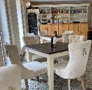 Patta Restaurant & Café - Blick auf die Bar im Erdgeschoss