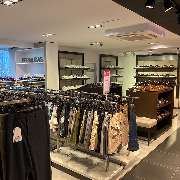 Peek&Cloppenburg Outlet Obernstraße - Bereich Herrenmode des Marken Outlet Store in Bremen von Peek&Cloppenburg Hamburg