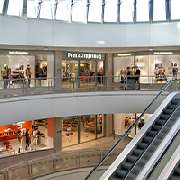 Peek&Cloppenburg - Poppenbüttel Store Eingang