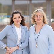 Petra Kilimann-Bouchon und Jenny Marz (v.r.n.l.)