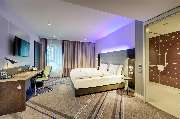 Premier Inn Düsseldorf City Friedrichstadt Hotel - Premier Inn Düsseldorf City Friedrichstadt hotel accessible room with lowered bed