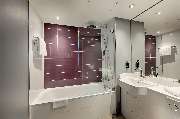 Premier Inn Düsseldorf City Friedrichstadt Hotel - Premier Inn Düsseldorf City Friedrichstadt hotel bathroom
