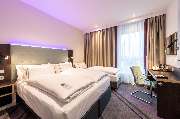 Premier Inn Essen City Centre Hotel - Premier Inn Germany triple room