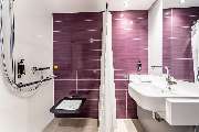 Premier Inn Essen City Limbecker Platz Hotel - Premier Inn Germany accessible wet room