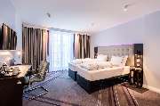 Premier Inn Leipzig City Oper Hotel - Premier Inn Germany accessible room