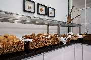 Radisson Blu Conference Hotel, Düsseldorf - Breakfast Buffet Room