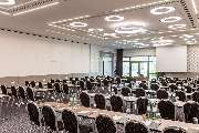 Radisson Blu Conference Hotel, Düsseldorf - Europa 2 meeting room classroom set-up