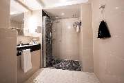 Radisson Blu Conference Hotel, Düsseldorf - Premium Room Bathroom