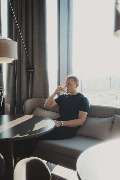 Radisson Blu Hotel at Porsche Design Tower Stuttgart - Enjoying a break