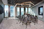 Radisson Blu Hotel at Porsche Design Tower Stuttgart - Meetingroom Macan - Theater