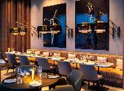 Radisson Blu Hotel at Porsche Design Tower Stuttgart - Restaurant Balaustine