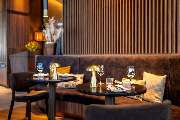 Radisson Blu Hotel at Porsche Design Tower Stuttgart - Restaurant Balaustine