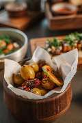 Radisson Blu Hotel at Porsche Design Tower Stuttgart - Restaurant Balaustine - Food